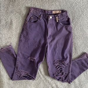 High waisted ripped jeans